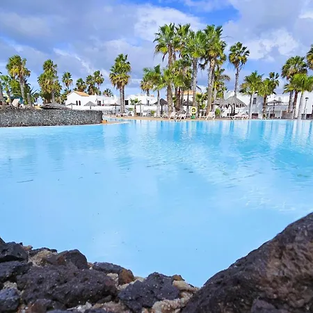 Blue Oasis Apartment Corralejo Exterior photo